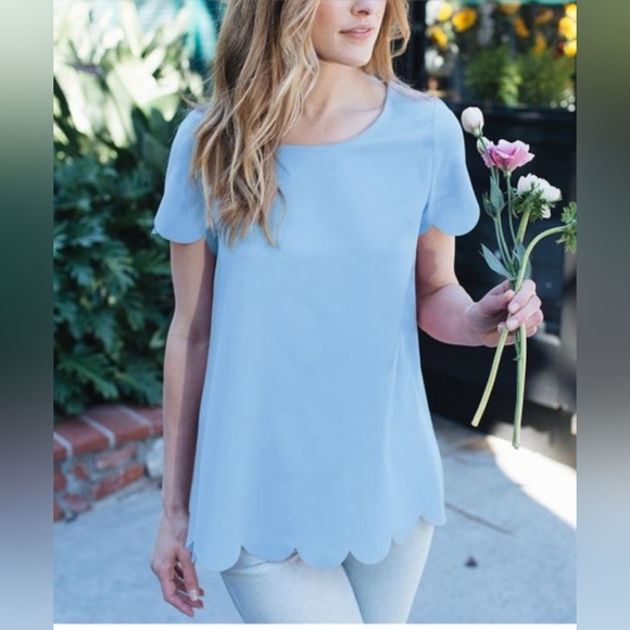 Powder blue scalloped hem short sleeve top - Picture 2 of 2